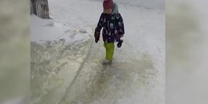 Οι κάτοικοι ανησυχούν για την υγεία των παιδιών τους και των ίδιων (Φωτογραφία: YouTube)