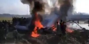 Στις φλόγες