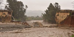 Κατέρρευσε η ιστορική γέφυρα του Κερίτη (Φωτο: zarpanews.gr)