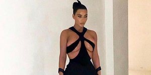 Η Κιμ Καρντάσιαν με αποκαλυπτικό φόρεμα. Φωτογραφία: Twitter