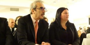 Ο Βαγγέλης Περρής στην εκδήλωση για την παρουσίαση των 60 πρώτων υποψηφίων του συνδυασμού «Η Σύρος που Αξίζουμε» -Φωτογραφία: cyclades24