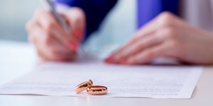 Της έβαλε... τρελούς όρους στο προγαμιαίο συμβόλαιο/ Φωτογραφία: shutterstock