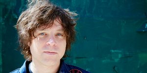 O Αμερικανός τραγουδοποιός Ράιαν Άνταμς (Φωτογραφία: αρχείου Dan Hallman/Invision/AP)