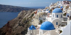 Oι Βρετανοί επισκέπτες αποτελούν τη δεύτερη μεγαλύτερη πηγή εσόδων του τουρισμού στην Ελλάδα (Φωτογραφία: AP/Michael Virtanen)