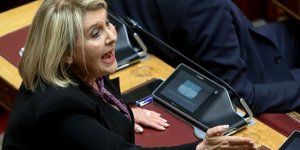 Η Σοφία Βούλτεψη στη Βουλή / Φωτογραφία: Intimenews/ΣΤΕΦΑΝΟΥ ΣΤΕΛΙΟΣ