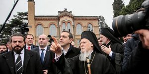 Ο Αλέξης Τσίπρας στη Χάλκη/Φωτογραφία: IntimeNews