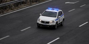Περιπολικό: EUROKINISSI/ΘΑΝΑΣΗΣ ΚΑΛΛΙΑΡΑΣ