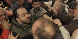 Αγριο ξύλο στη συνεδρίαση της ΓΣΕΕ