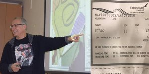 Ο τυχερός Ελληνας επιβάτης Αντώνης Μαυρόπουλος και το εισιτήριο του... 