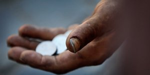 Δήθεν ζητιάνοι βγάζουν εκατοντάδες λίρες τη μέρα στους δρόμους της Βρετανίας (Φωτογραφία αρχείου: ΑΡ/ Frank Augstein)