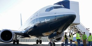 Ενα Boeing 737 MAX 7 στο παρθενικό του ταξίδι 2019-03-16 (AP Photo/Jason Redmond)