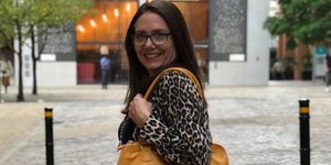 Η Σαρλότ Τζέιμ χωρίς εμπειρία