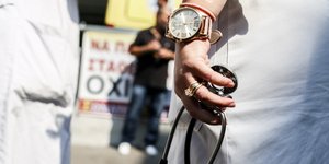 διαμαρτυρία γιατρών/Φωτογραφία: IntimeNews