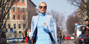 Fashionista ποζάρει στο φακό/ Φωτογραφία: Shutterstock