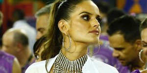 Το μοντέλο Ιζαμπέλ Γουλάρτ στο καρναβάλι του Ρίο ντε Τζανέιρο. Φωτογραφία: Splash News