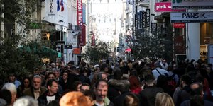 Κίνηση στην Ερμού -Φωτογραφία αρχείου: EUROKINISSI / ΒΑΣΙΛΗΣ ΡΕΜΠΑΠΗΣ