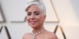 Είναι ή δεν είναι έγκυος η Lady Gaga; Φωτογραφία: AP/Richard Shotwell/Invision
