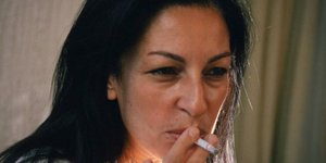 Η Μυρσίνη Λοΐζου