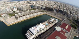 Πανοραμική θέα από το λιμάνι του Πειραιά
