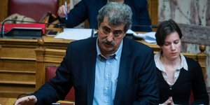 Ο Παύλος Πολάκης στη Βουλή (EUROKINISSI/ΓΙΩΡΓΟΣ ΚΟΝΤΑΡΙΝΗΣ)