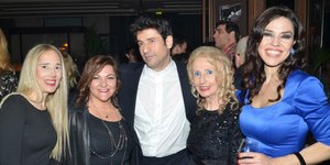 Λένα Νίτσου-Βίκυ Σταυροπούλου-Αλέξης Γεωργούλης-Μαρία Ψαθά-Ναταλία Δραγούμη/ Φωτογραφία: NDP