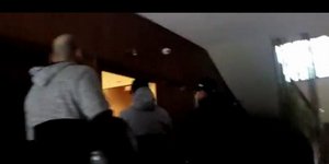 Η στιγμή που τα μέλη του «Ρουβίκωνα» κάνουν «ντου» στο δικηγορικό γραφείο Κ. Χανικιάν -Φωτογραφία: Liveleak