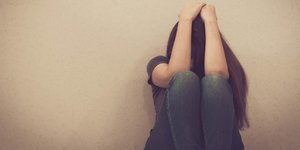 Στεναχωρημένο κορίτσι/ Φωτογραφία: Shutterstock
