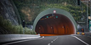 Τροχαίο ατύχημα κατά την έξοδο από σήραγγα (Φωτο αρχείου: Eurokinissi)