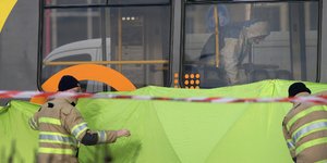 Τρεις άνθρωποι σκοτώθηκαν από ένοπλη επίθεση σε τραμ στην Ουτρέχτη (AP Photo/Peter Dejong)