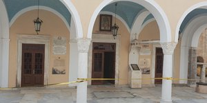Αποκλεισμένος ο ναός κατά τις έρευνες αστυνομικών της Σήμανσης / Φωτογραφία: Facebook