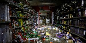 Αποκαρδιωτική εικόνα λεηλατημένου καταστήματος στη Βενεζουέλα (Φωτογραφία: YouTube)