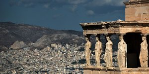 Οι Καριάτιδες στον Παρθενώνα