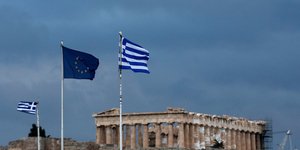 Ελληνική σημαία στην Ακρόπολη