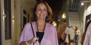 Η Κορίνα Τσοπέη στην Μύκονο