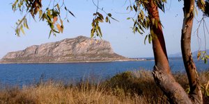 Άποψη του κάστρου της Μονεμβασιάς 