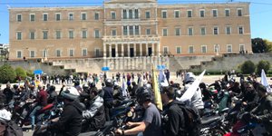 Μοτοπορία ντελιβεράδων