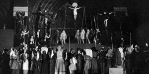 Τελετή μέσα στη «Notre Dame»