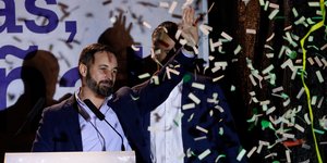 O ηγέτης του ισπανικού ακροδεξιού Vox, Σαντιάγο Αμπασκάλ