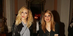 Η Αννα Βίσση σε έξοδο μαζί με την αδερφή της Νίκη