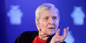 Η Ελένη Γλύκατζη Αρβελέρ σε πρόσφατη ομιλία της σε συνέδριο στους Δελφούς