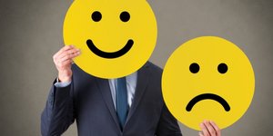 Χαμόγελο στη δουλειά από εργαζόμενο