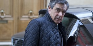 Φρανσουά Φιγιόν με μπουφάν