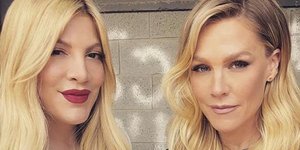 Τζένι Γκαρθ και Τόρι Σπέλινγκ. Φωτογραφία: Instagram