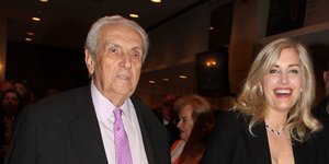 Ο Δημήτρης Κοντομηνάς με την σύντροφό του