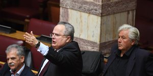 Οργή Κοτζιά στην Βουλή