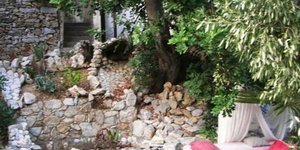 Το «Καλοκαιρινό κρεβάτι κάτω από τ' αστέρια» του Airbnb / Πηγή: airbnb.com
