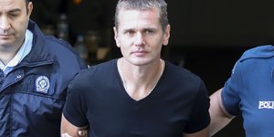 Ρώσος κρατούμενος, Mr. Bitcoin, αστυνομικοί δικαστήρια Πειραιά