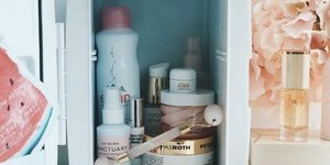 Μίνι ψυγείο με καλλυντικά