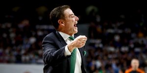 Ρικ Πιτίνο πράσινη γραβάτα
