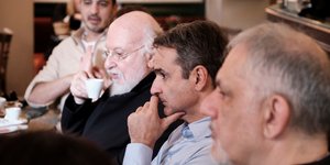 Ο Διονύσης Σαββόπουλος, ο Κυριάκος Μητσοτάκης και ο Νίκος Πορτοκάλογλου